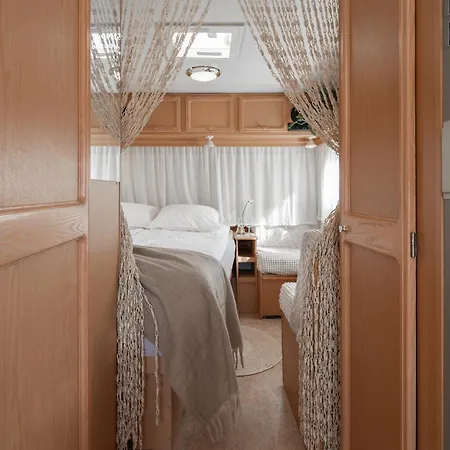 Retro Camper In Center Kemp